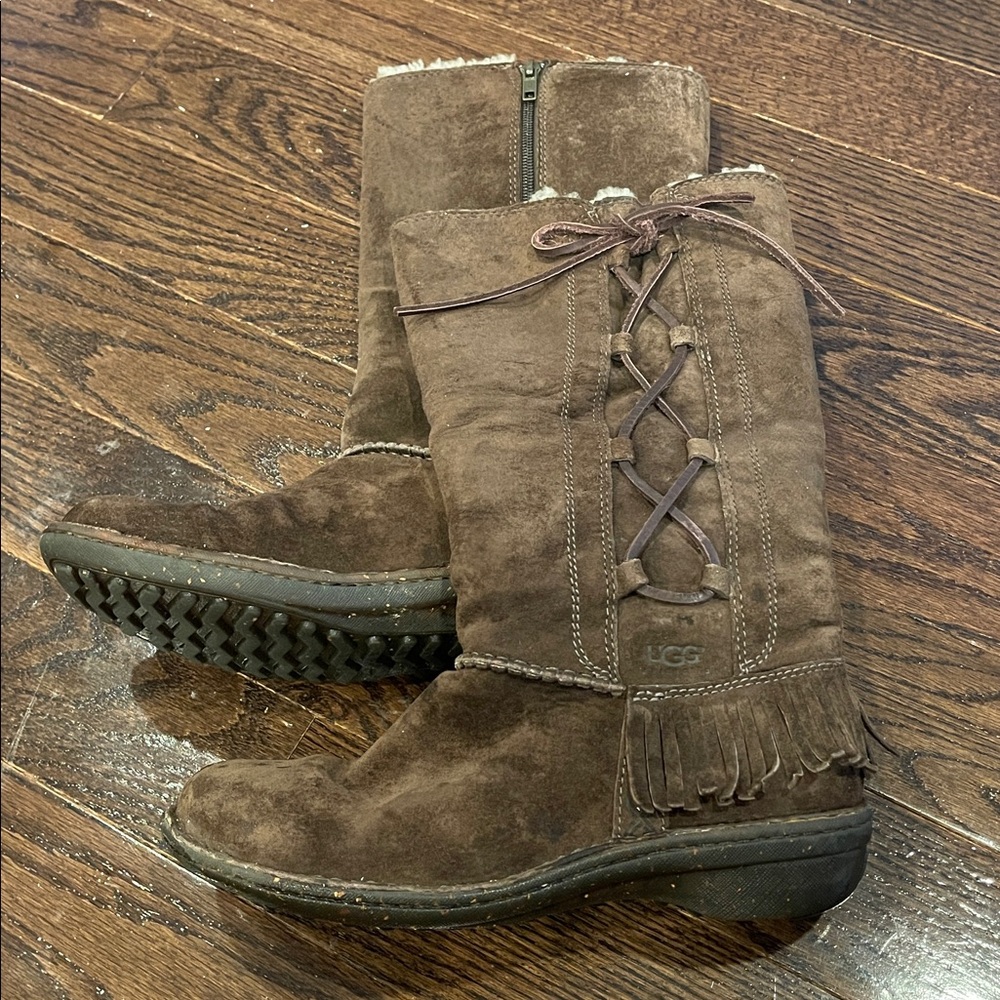 Ugg Australian brown suede shearling fringe lace up boots- size 9